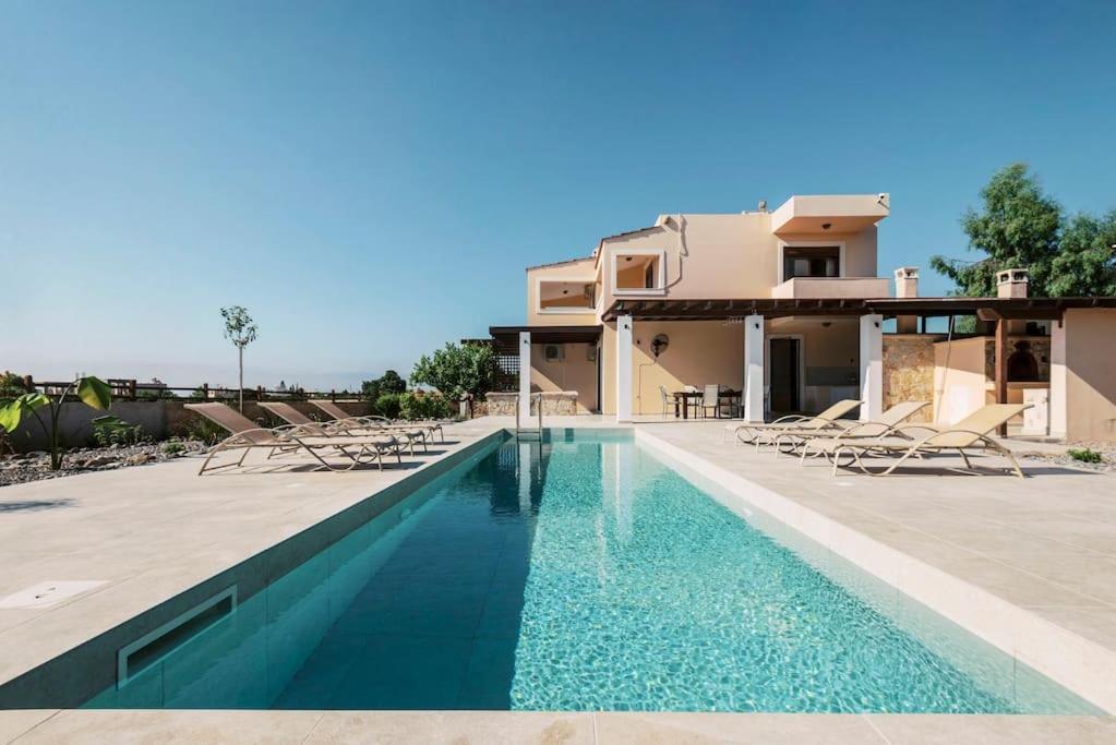 Villa Maribia With Private Pool Γεννάδι Εξωτερικό φωτογραφία